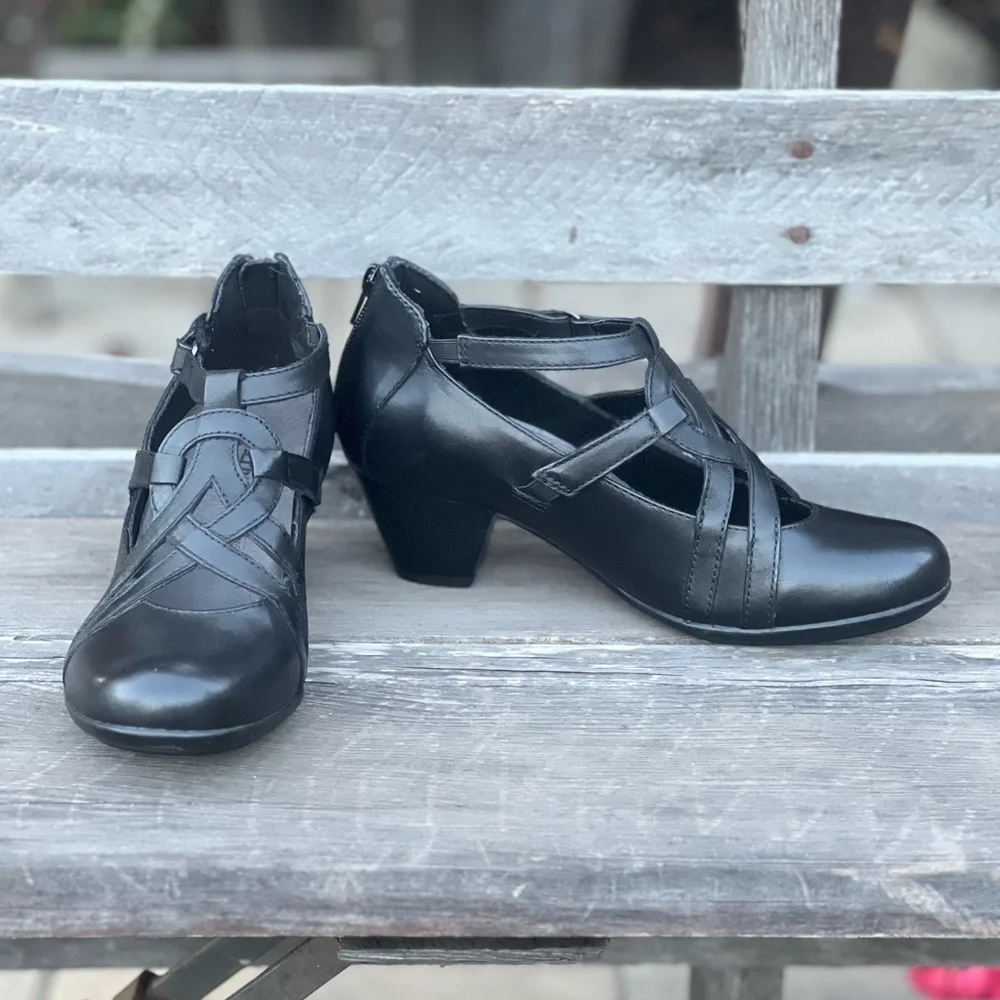 Earth Women's WIDE Black Virtue Leather Mary Jane Pump Size 8D - Picture 3 of 10